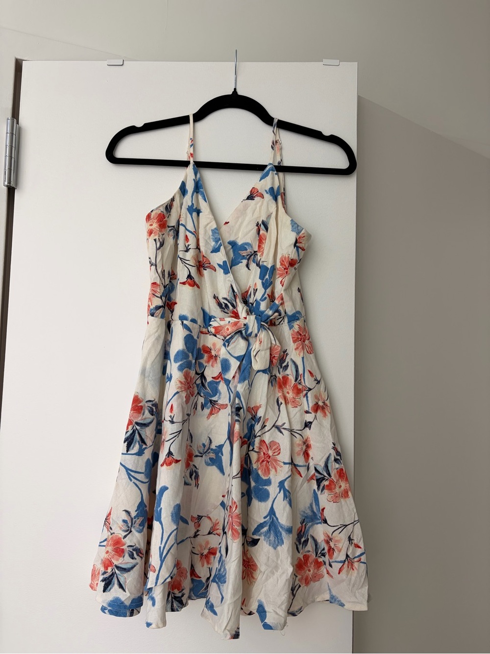 Francesca's Collections White Midi Dress with Blue & Coral Floral Print